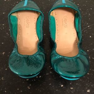 Emerald tieks size 8
